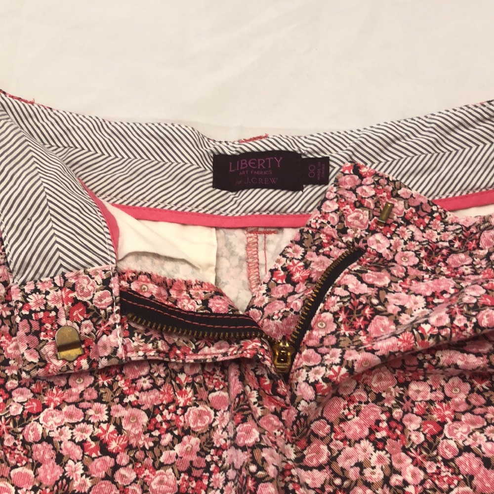 J.Crew Floral print 100% cotton chino shorts sz 00 - Picture 4 of 8